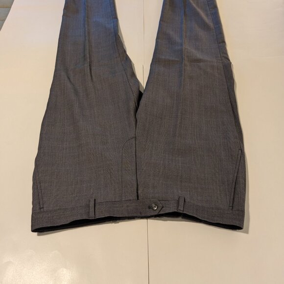 Jos. A. Bank Executive Collection Tailored Fit Glen Plaid Suit Grey 42R - Picture 10 of 16